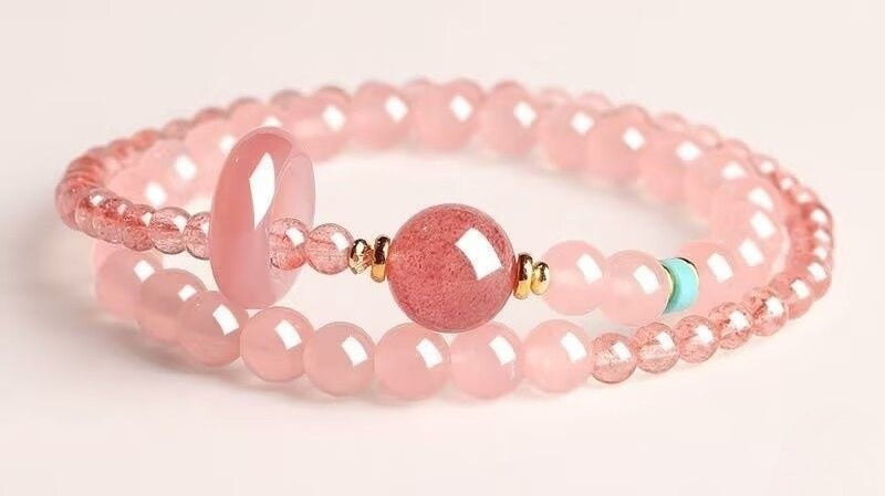 Pink-Crystal-Meaning-and-Benefits
